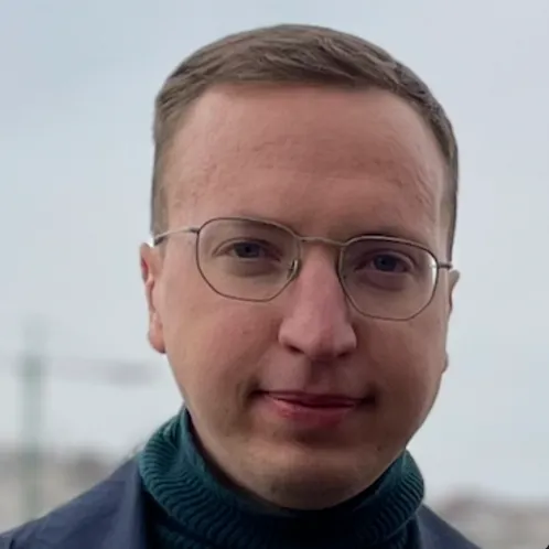 Maxim, AI Engineer @ pagent